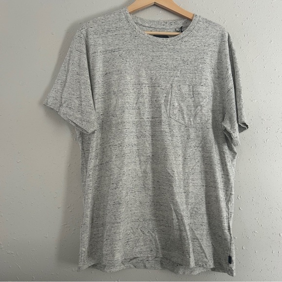 Lucky Brand Grey Pocket T-Shirt Short Sleeve Tee Neutral Casual Men’s Large NWT - Picture 1 of 5